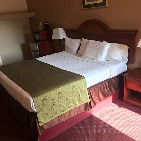 Shamrock Motel Hot Springs Bagian luar foto